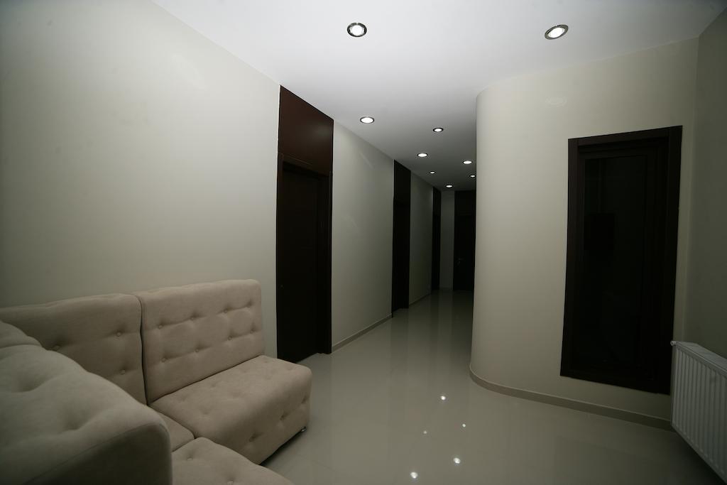Basilon Hotel Тбилиси Екстериор снимка