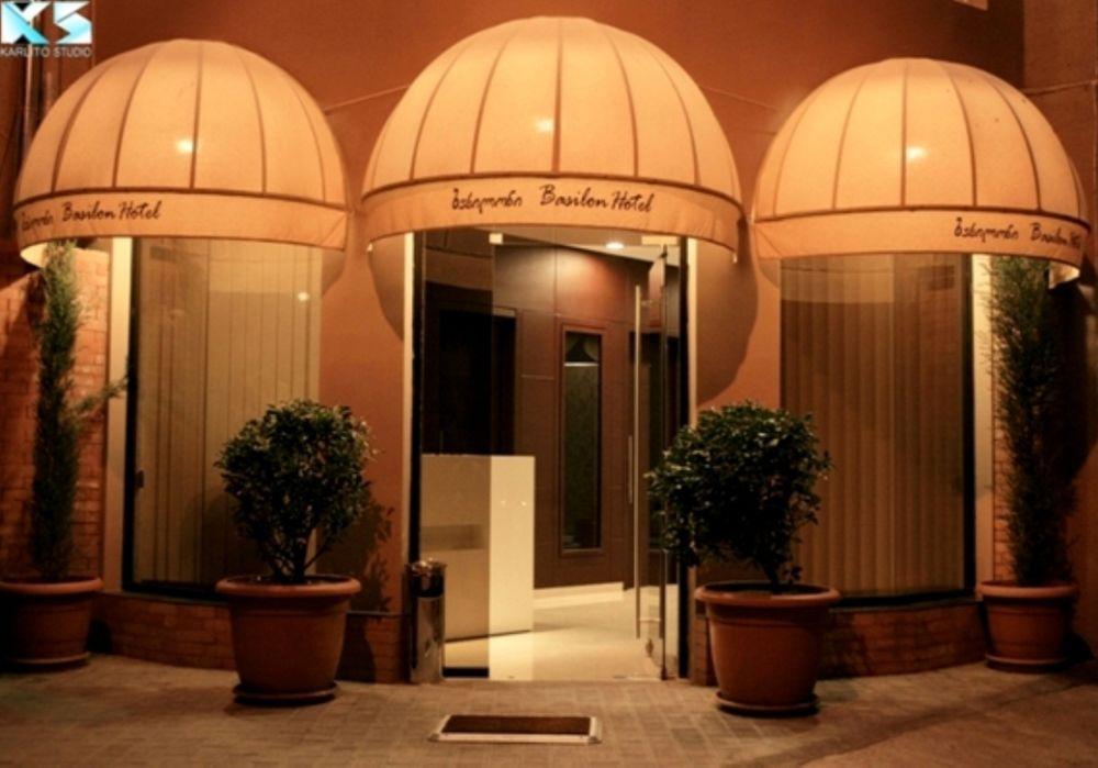 Basilon Hotel Тбилиси Екстериор снимка