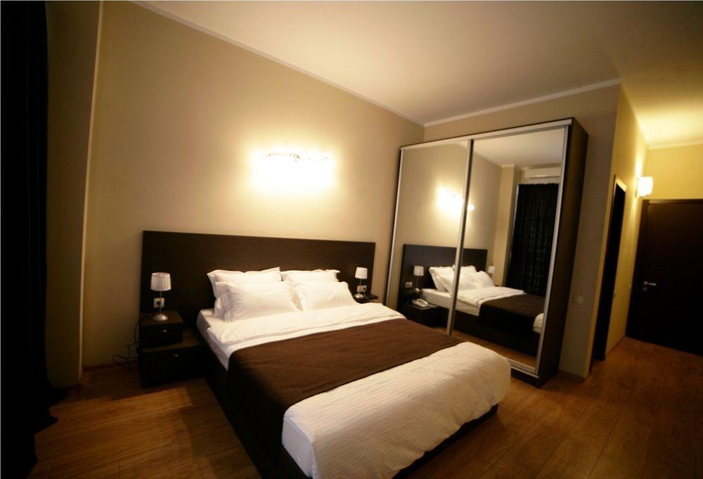 Basilon Hotel Тбилиси Екстериор снимка