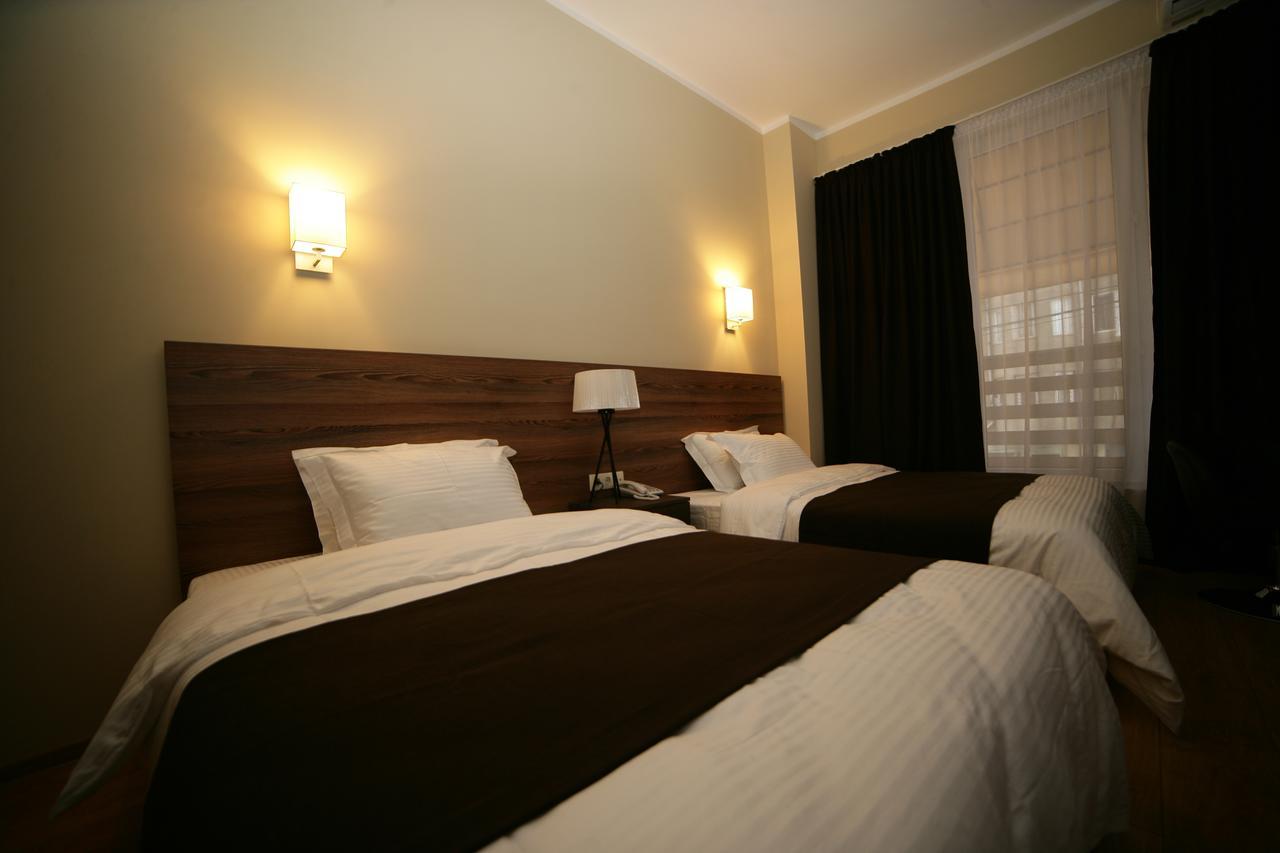 Basilon Hotel Тбилиси Екстериор снимка