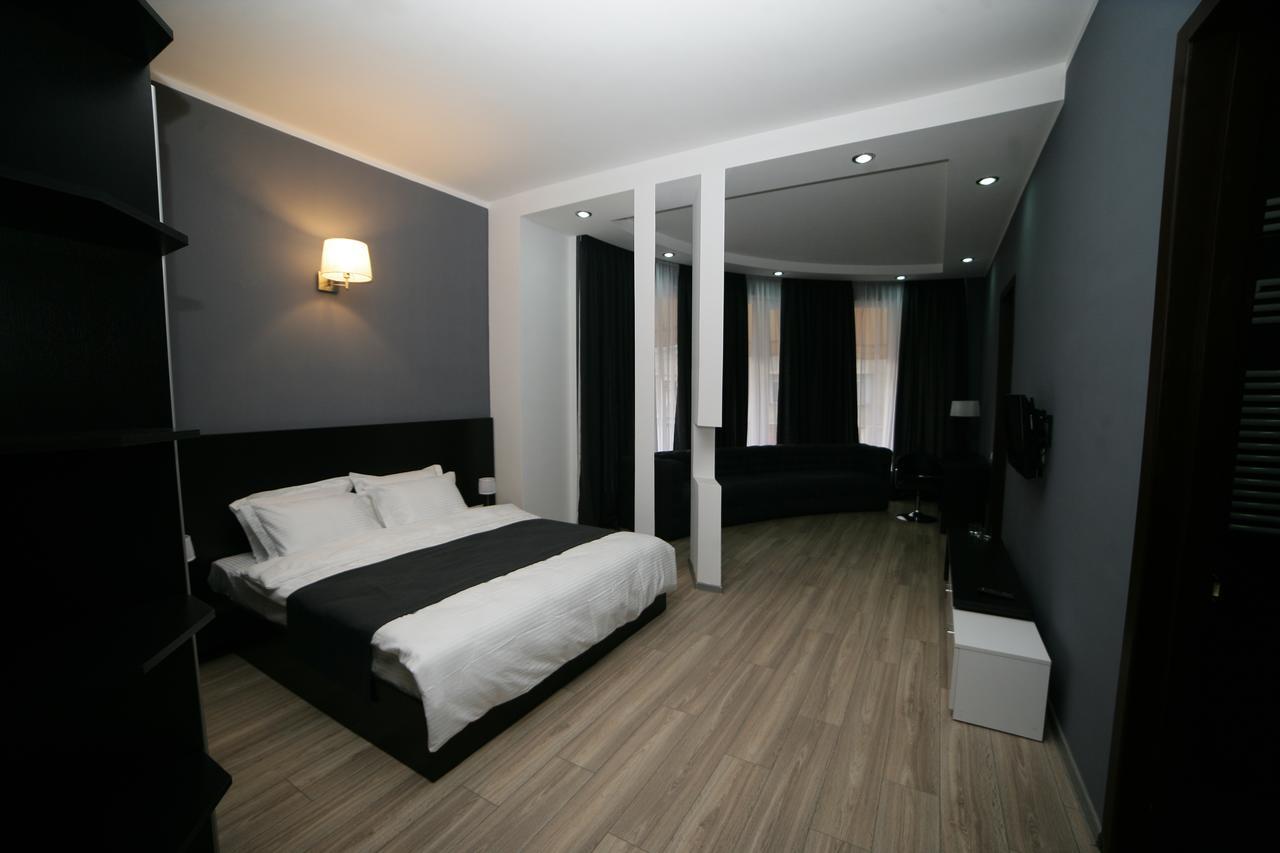 Basilon Hotel Тбилиси Екстериор снимка