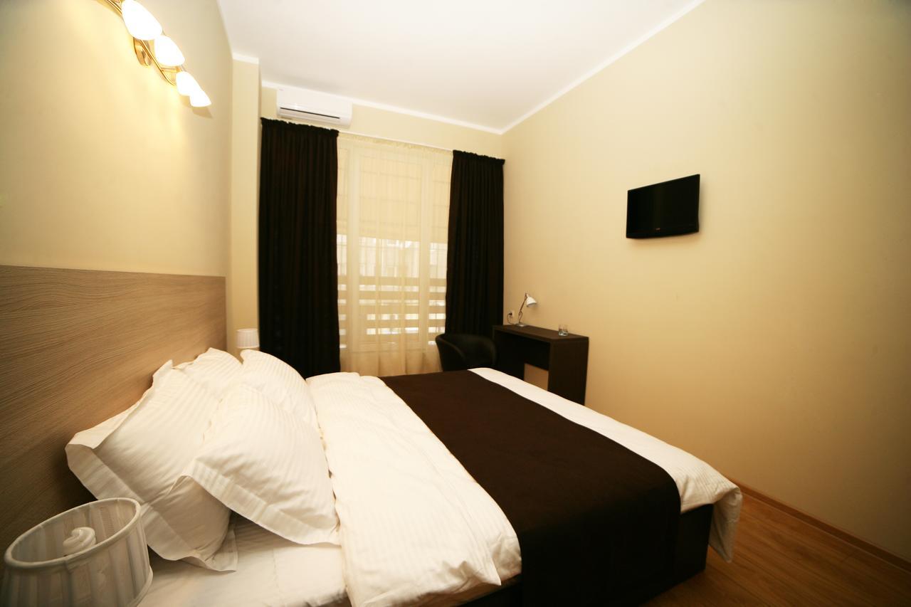 Basilon Hotel Тбилиси Екстериор снимка